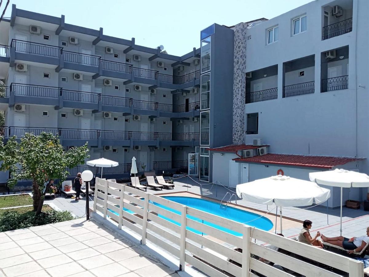 Golden Beach Hotel メタモルフォシ エクステリア 写真
