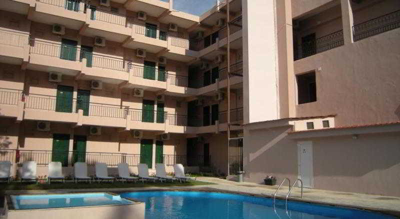 Golden Beach Hotel メタモルフォシ エクステリア 写真